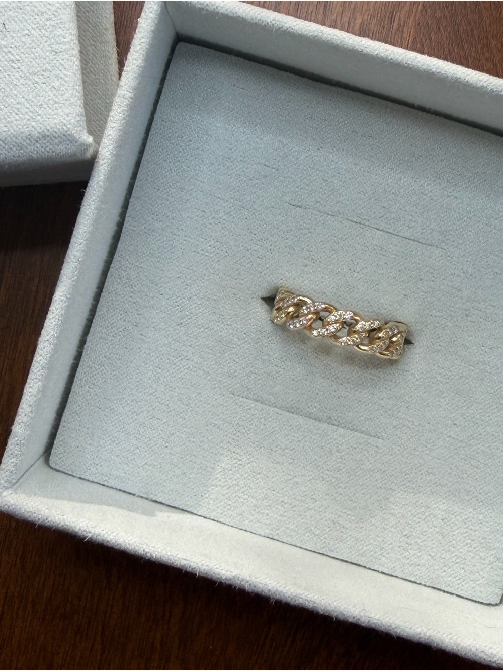 Gold Chain-Link Ring with Pavé Stones - Women's Jewelry